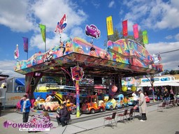 Paris-Foire-du-Trone-2012-68